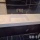 Подвесная тумба для ванной со столешницей из акрилового камня Hi-Macs Подвесная тумба для ванной со столешницей из акрилового камня Hi-Macs
