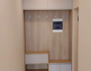 Прихожая в нишу 